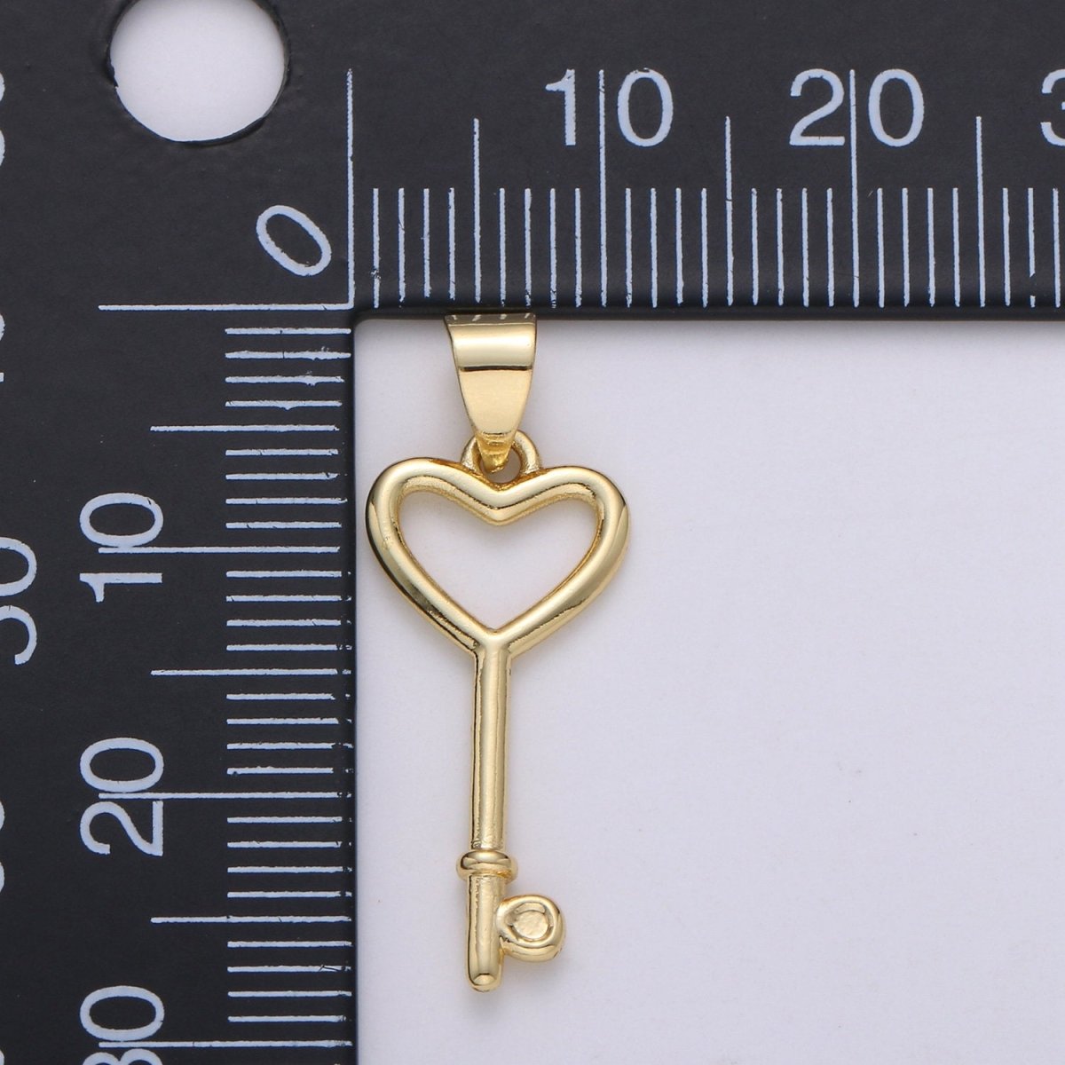 14k Gold Filled Key Pendant Charm, Dainty Heart Key Pendant Charm, Gold Filled Key Pendant, For DIY Jewelry Making Supply J-005 - DLUXCA