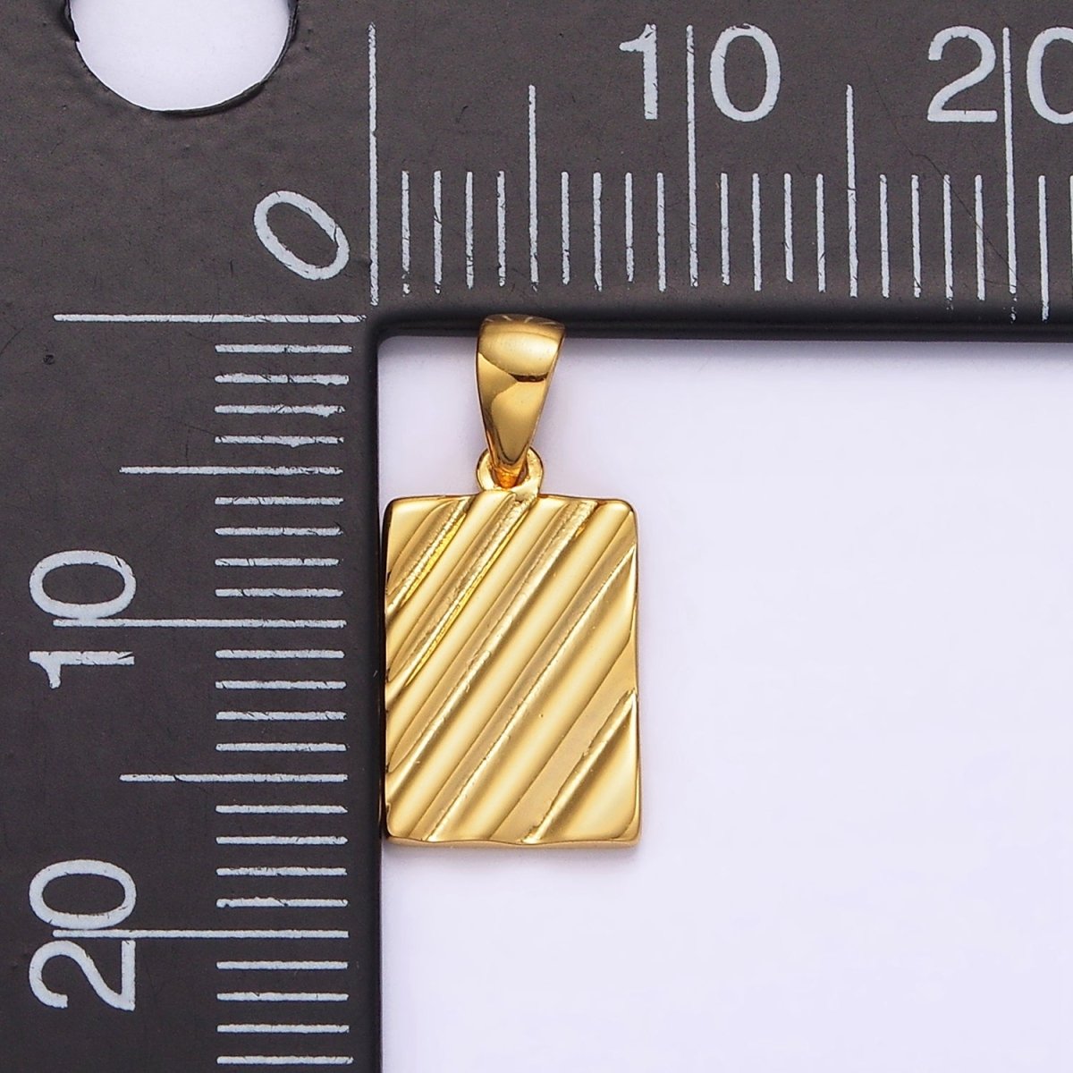 14K Gold Filled Line Stripe Textured Geometric Rectangular Tag Pendant in Gold & Silver | N1789 N1790 - DLUXCA