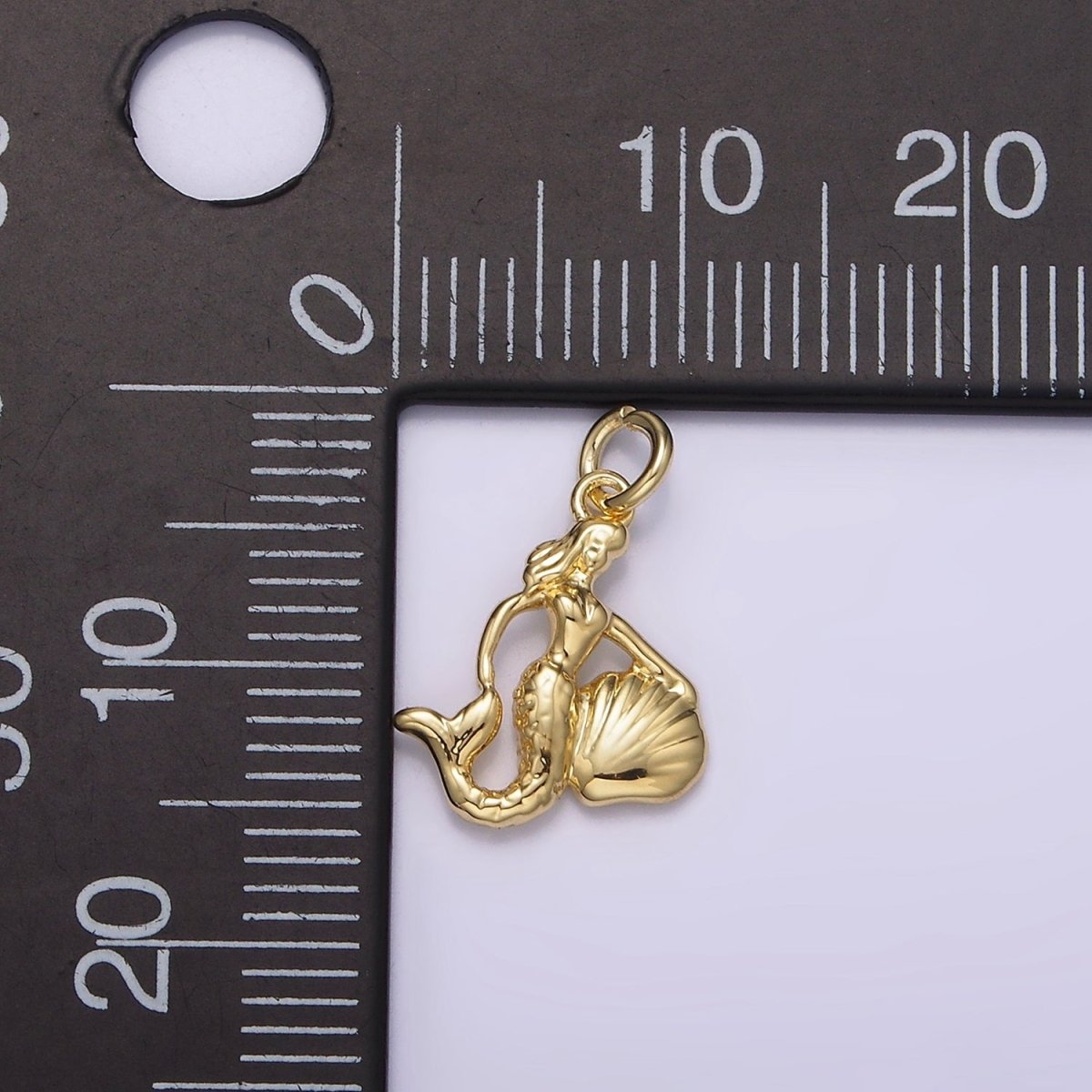 14K Gold Filled Mini Mermaid Clam Sea Shell Add-On Charm | AG230 - DLUXCA