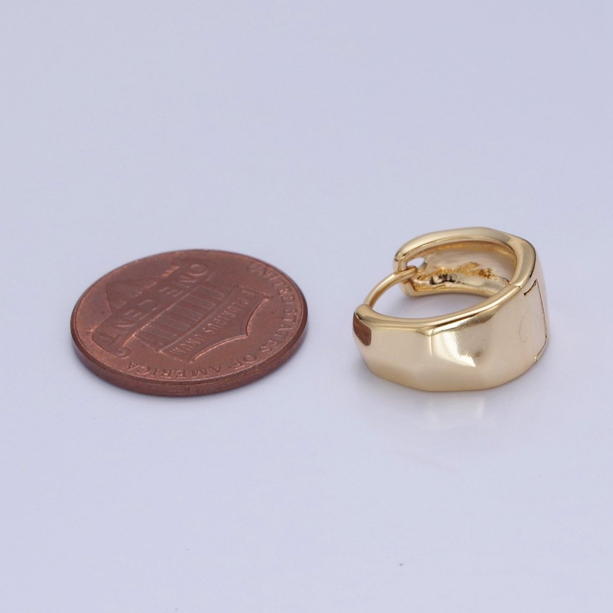 14K Gold Filled Multifaceted Geometric Hammered Huggie Hoop Earrings P-387 - DLUXCA