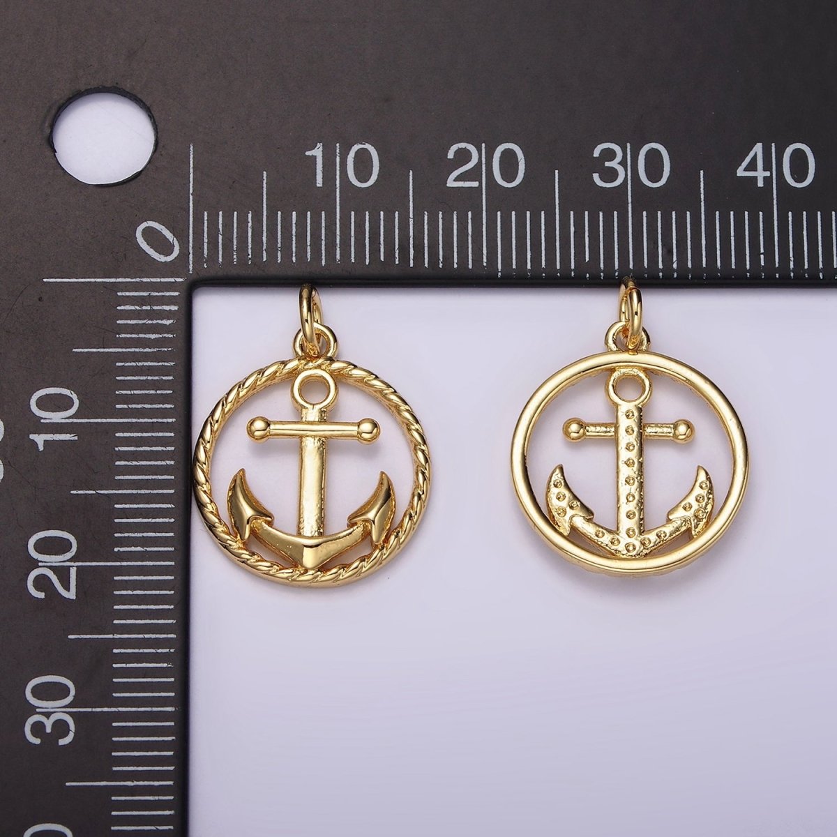 14K Gold Filled Nautical Ocean Sea Anchor Open Braided Round Charm | AC909 - DLUXCA