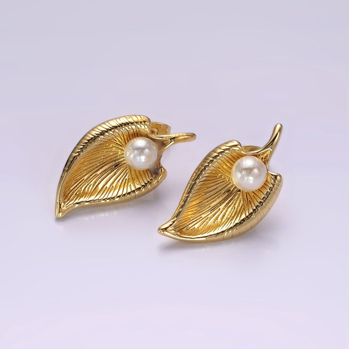 14K Gold Filled Pearl Curved Line-Textured Teardrop Dome Stud Earrings Set | AE955 - DLUXCA