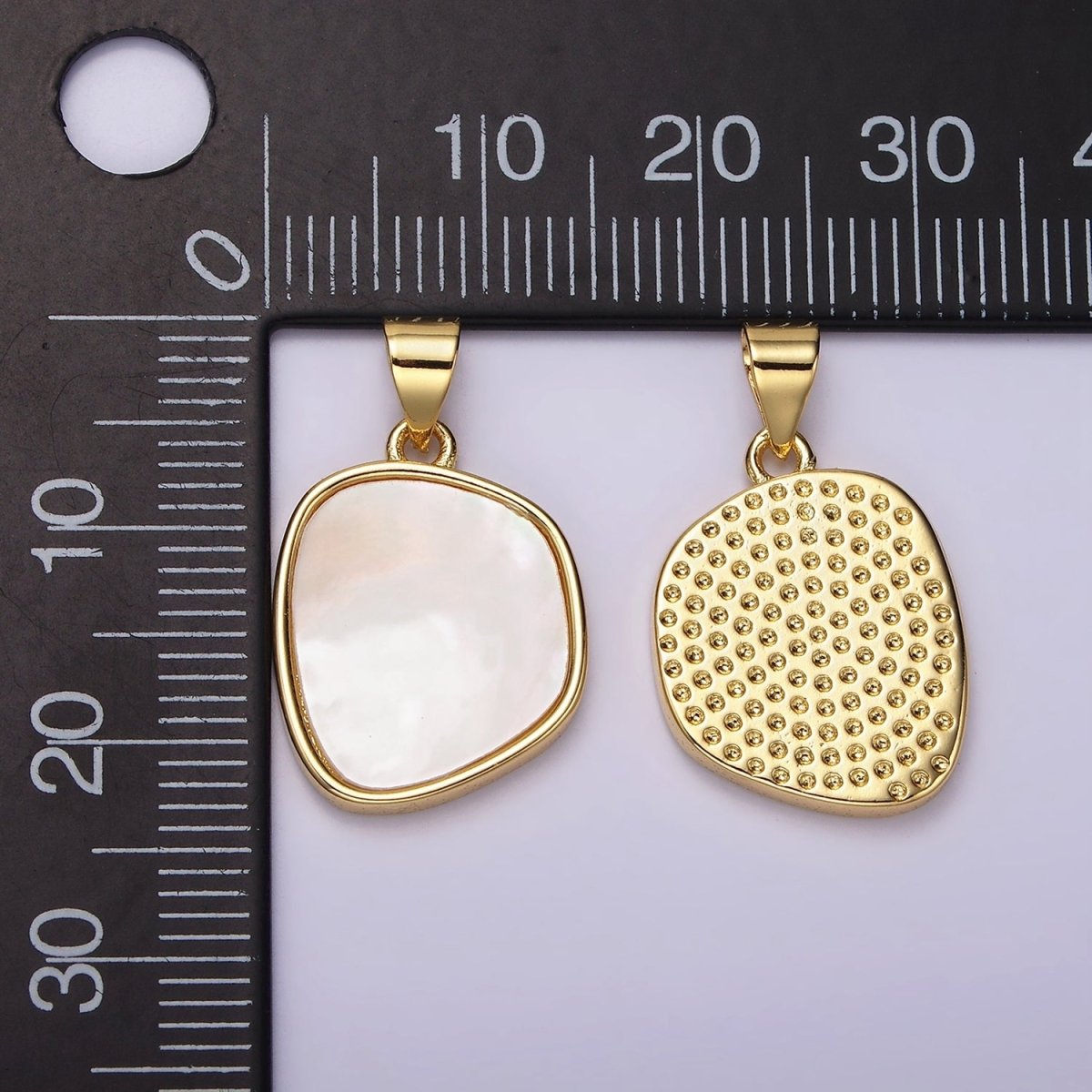 14K Gold Filled Shell Pearl Abstract Bezel Pendant | N1950 - DLUXCA