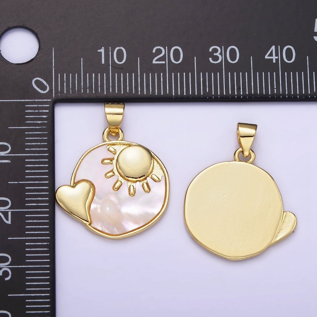 14K Gold Filled Shell Pearl Heart Celestial Sun, Moon Round Pendant | AH153 AA741 - DLUXCA