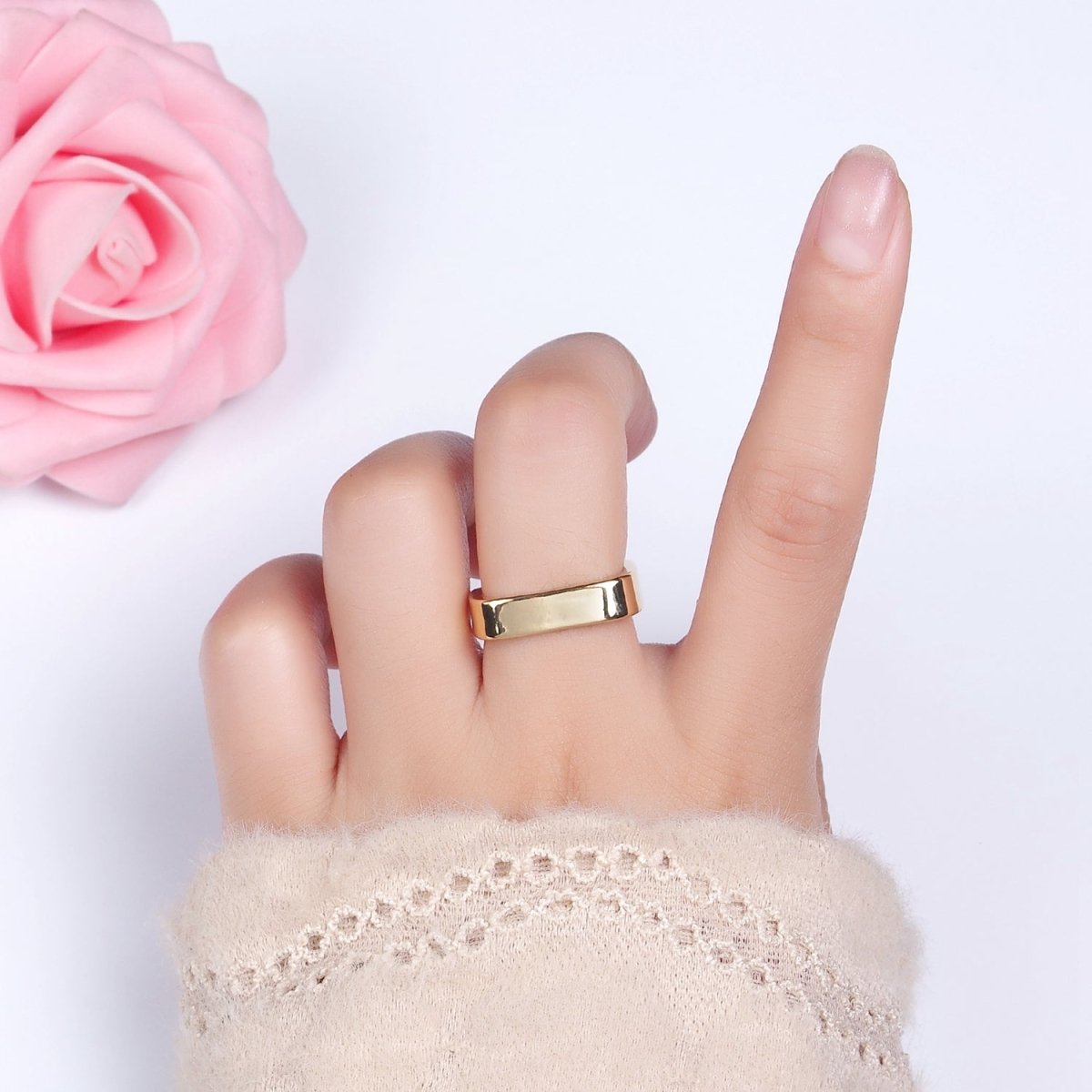 14K Gold Filled Square Geometric Band Ring | S-512 - DLUXCA