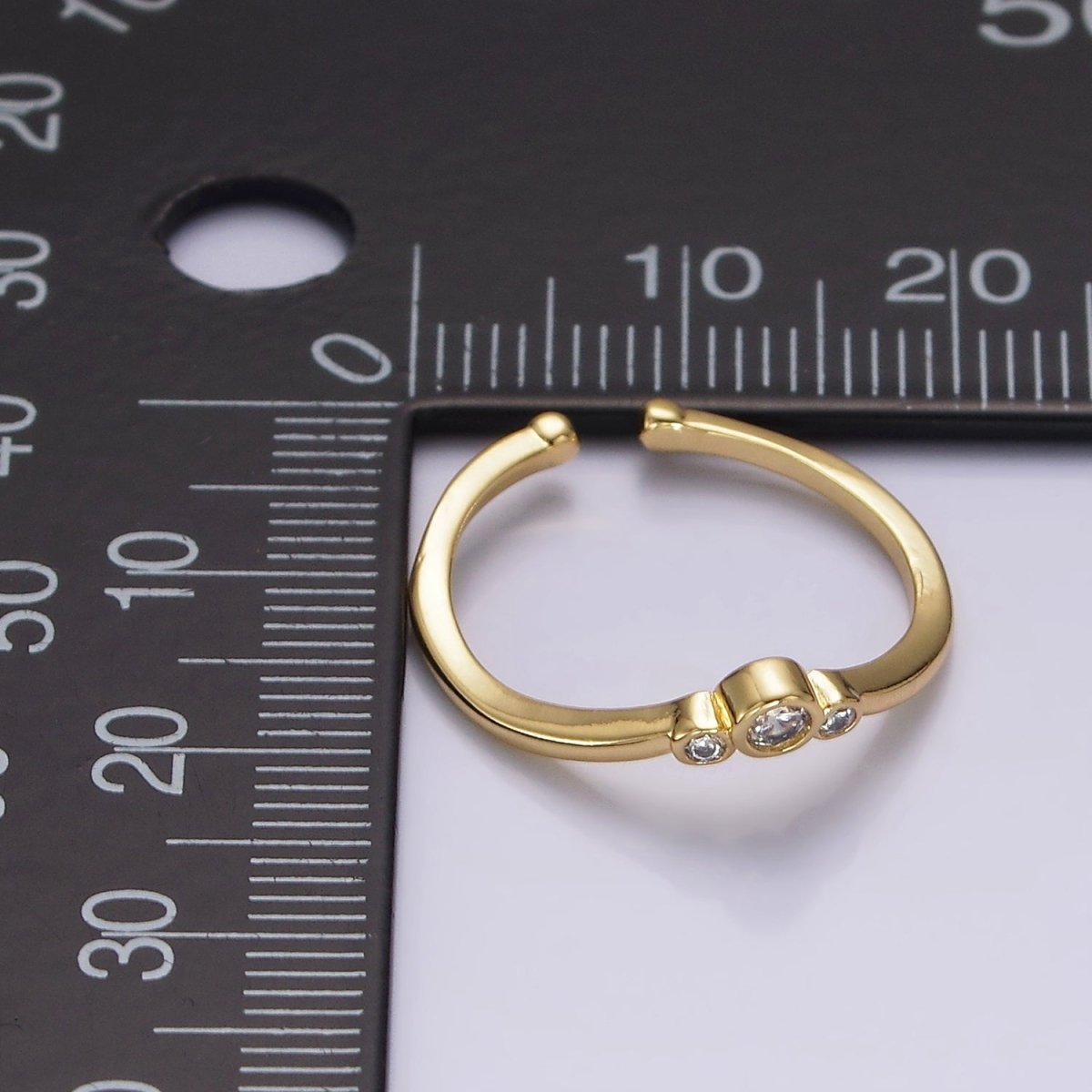 14K Gold Filled Triple Round Clear CZ Bezel Chevron Ring | O1005 - DLUXCA