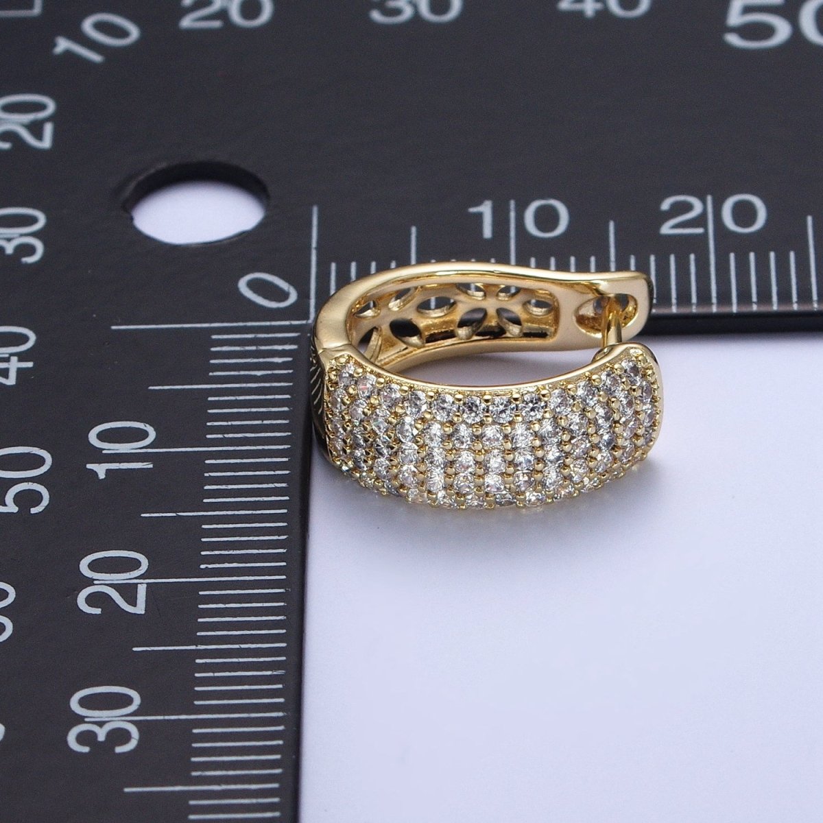 14K Gold Filled Wide Micro Paved CZ Filigree Curved Hoop Earrings | Y072 - DLUXCA
