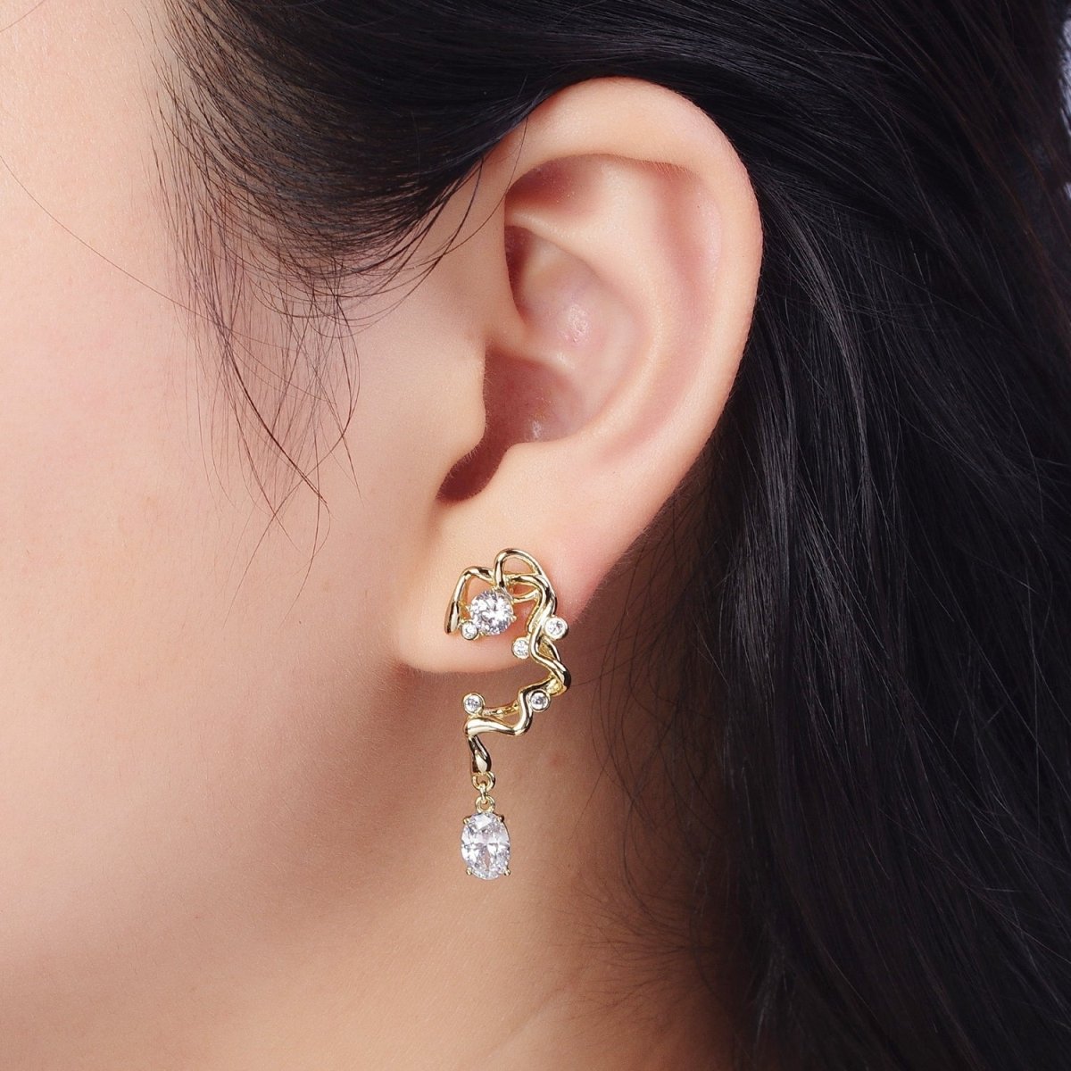 14K Gold Geometric Abstract Round Oval Cubic Zirconia Drop Stud Earrings | Y-062 - DLUXCA