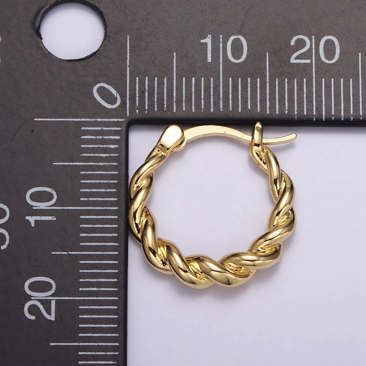 16K Gold Filled 20mm Twisted Rope French Lock Latch Hoop Earrings | AE602 - DLUXCA