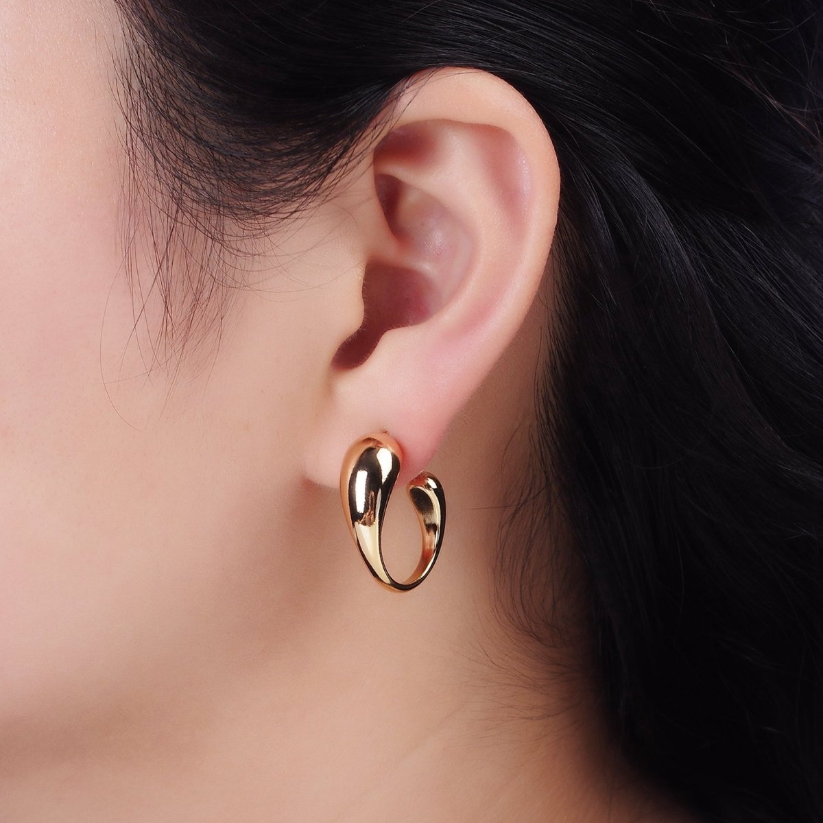 16K Gold Filled 25mm Chubby Molten Drip C-Shaped Hoop Earrings | AE890 - DLUXCA
