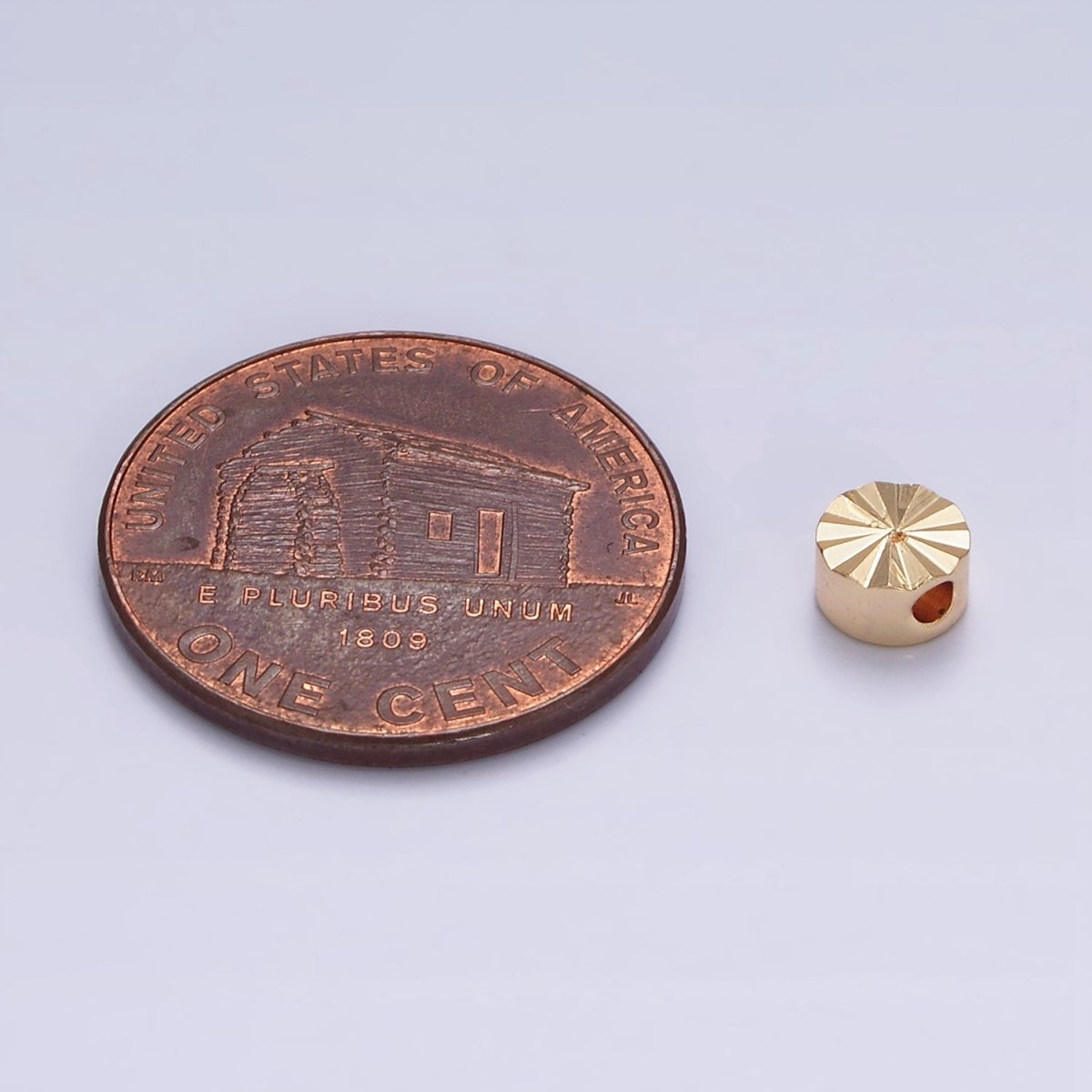 16K Gold Filled 5mm Sunburst Round Spacer Bead | B-838 - DLUXCA