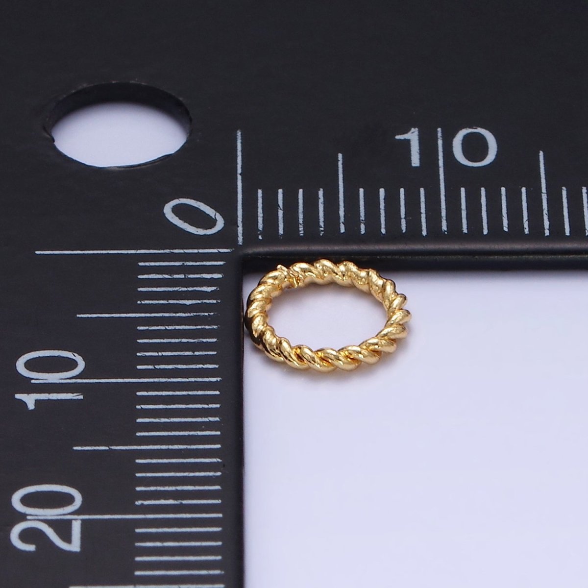 16K Gold Filled 8mm Croissant Twist Closed Jump Ring Findings By Bag | Z736 - DLUXCA