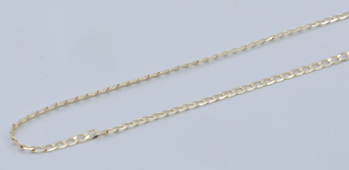 16K Gold Filled CURB Chain Sold by Yard, Cuban Link Chain for Necklace Bracelet Anklet Supply, 2.7x0.8mm Wide Chain for Jewelry Making | ROLL-502 Clearance Pricing - DLUXCA