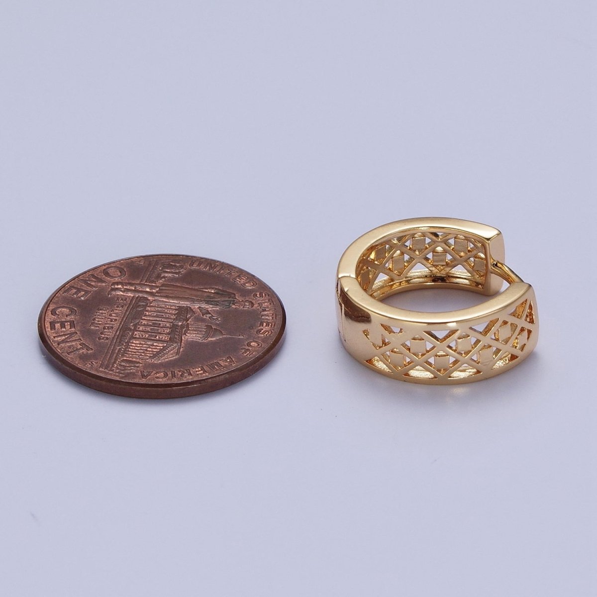 16K Gold Filled Filigree Rhombus Textured Wide Band 15mm Huggie Hoops Earrings | X-845 - DLUXCA