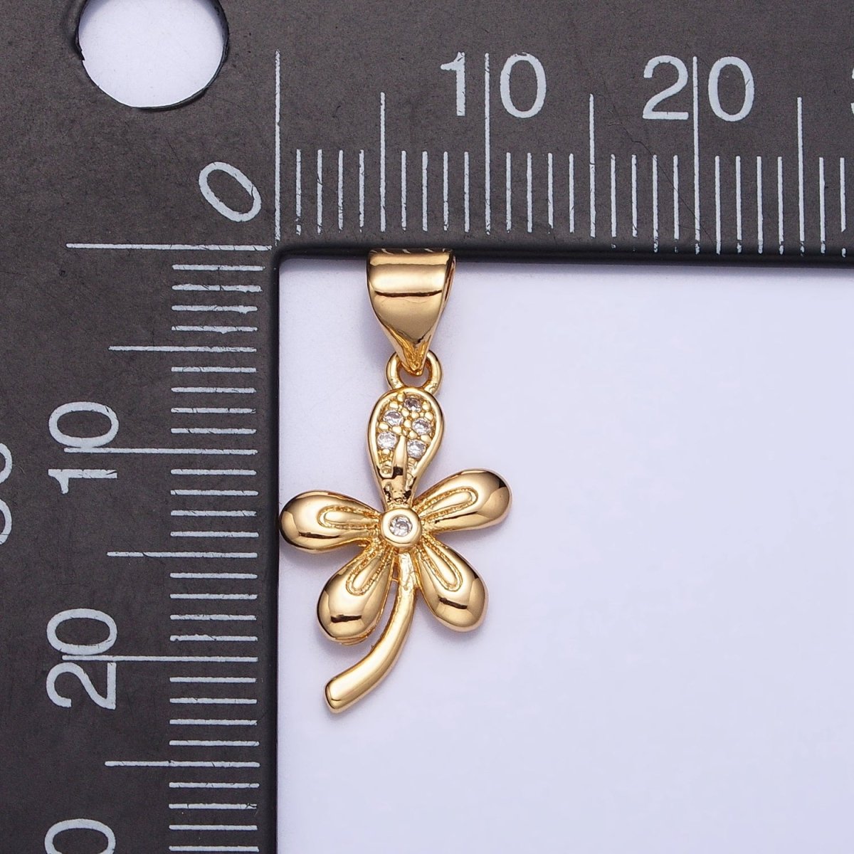16K Gold Filled Nature Daisy Flower CZ Petal Micro Paved Pendant in Gold & Silver | AA390 AA391 - DLUXCA