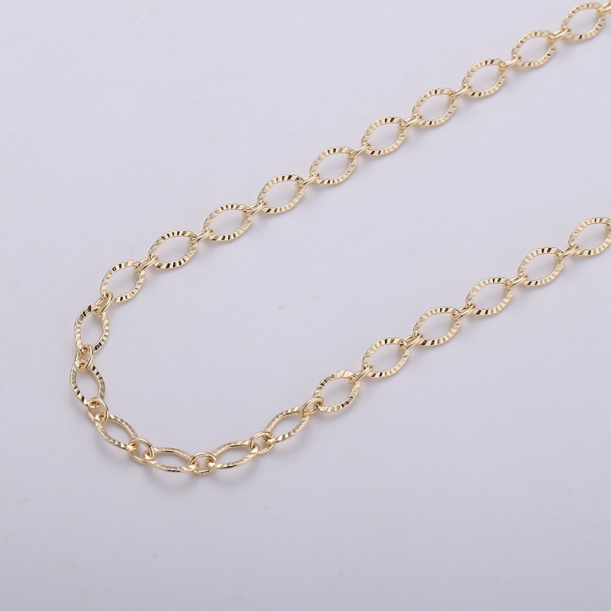 16K Gold Filled Oval Unique Rolo Chain by Yard, Wholesale bulk Roll Chain for Jewelry Making, Width 4.2mm | ROLL-262 - DLUXCA