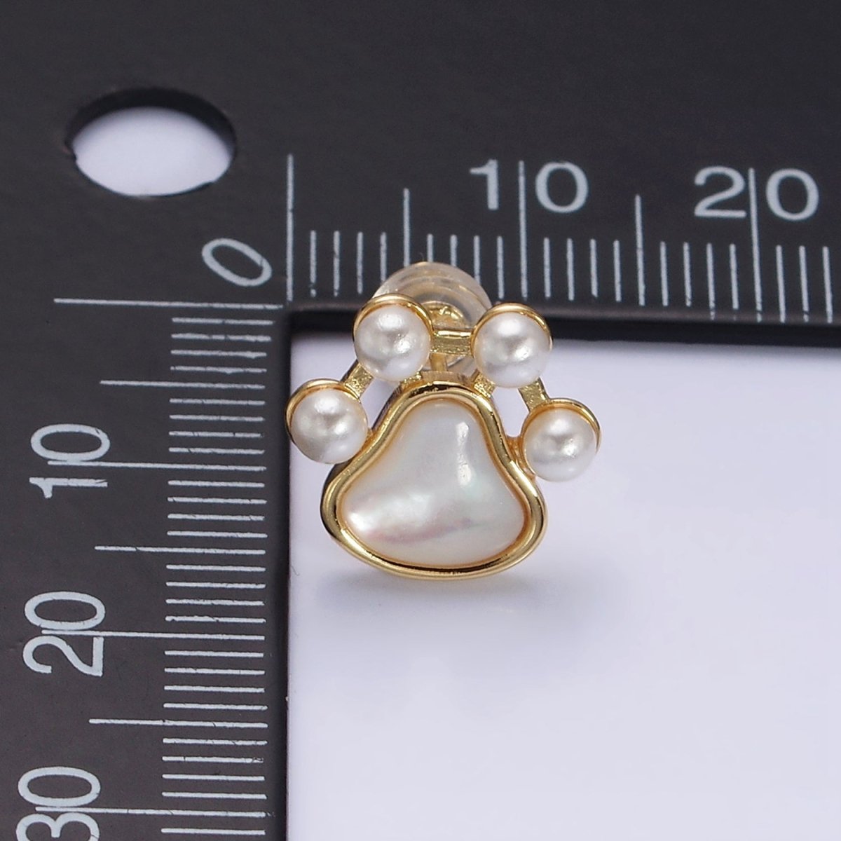 16K Gold Filled Pet Pawprint Animal Shell Pearl Stud Earrings in Gold & Silver | AD952 AD953 - DLUXCA