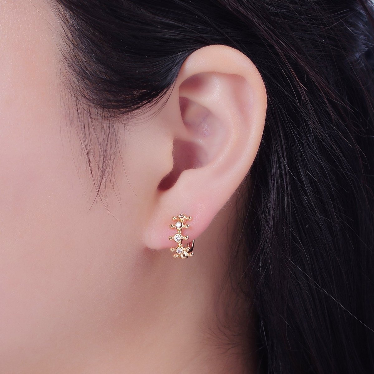 16K Gold Filled Round Bezel Cut Huggie Earring T-438 - DLUXCA