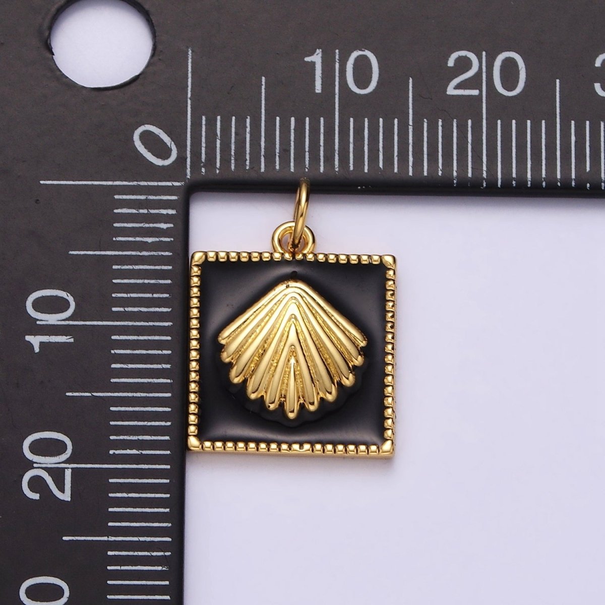 16K Gold Filled Sea Clam Shell Black Enamel Square Charm | AC1270 - DLUXCA