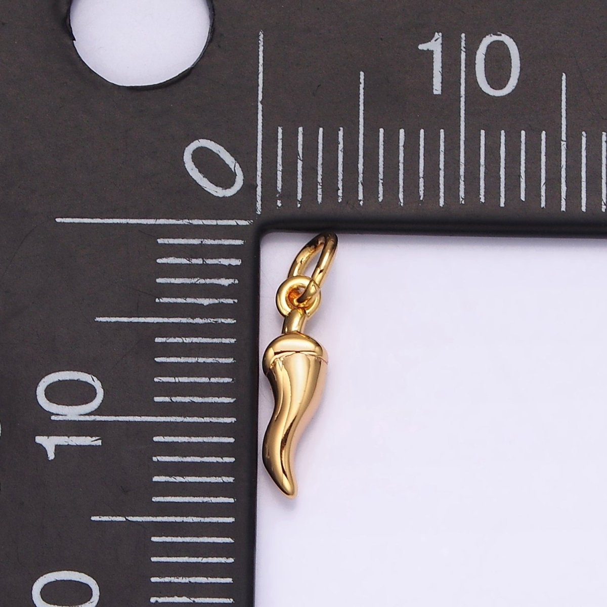 18K Gold Filled 11mm Chili Fruit Puffed Add-On Charm | N1764 - DLUXCA