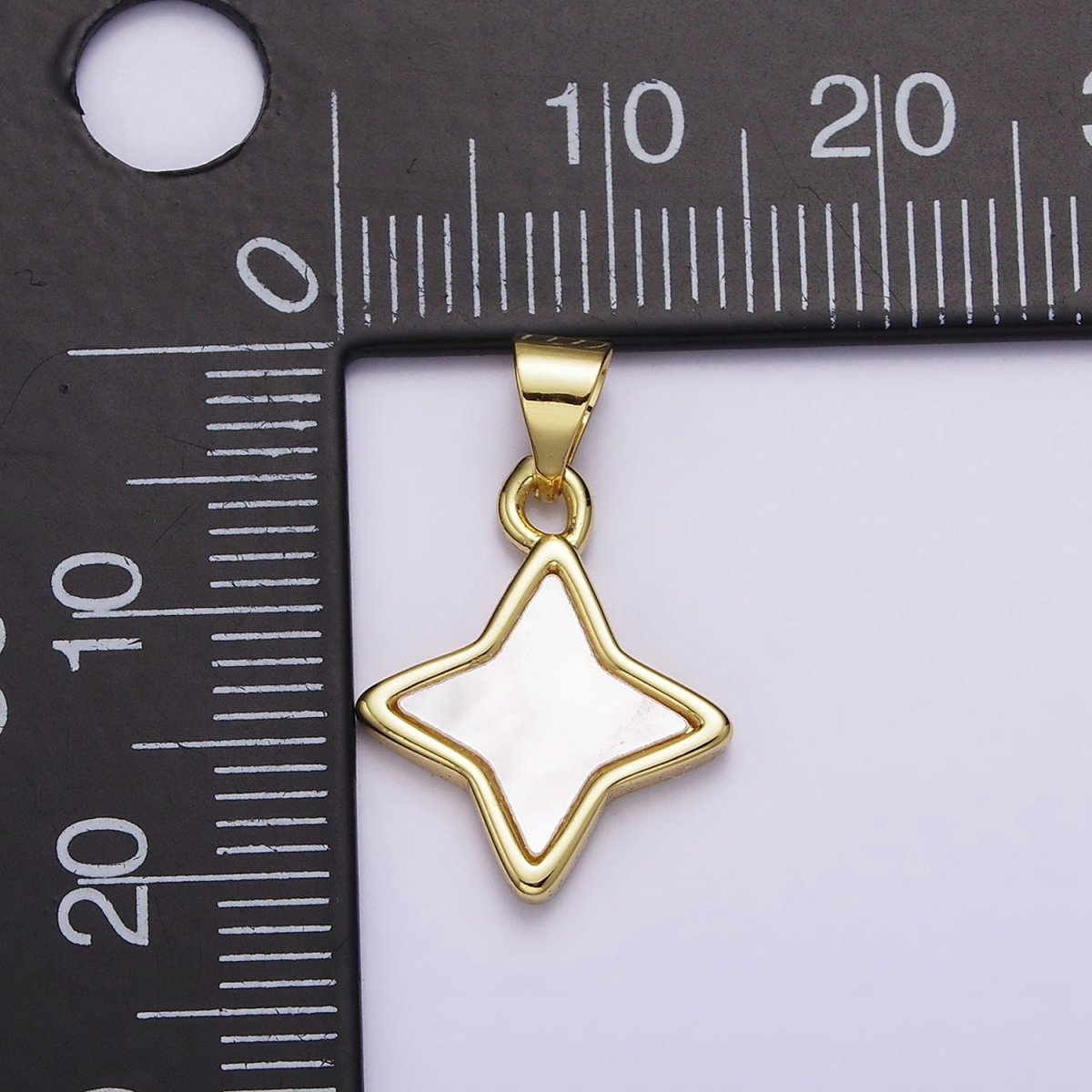 18K Gold Filled 20.8mm White Shell Pearl Celestial Star Pendant | AA552 - DLUXCA