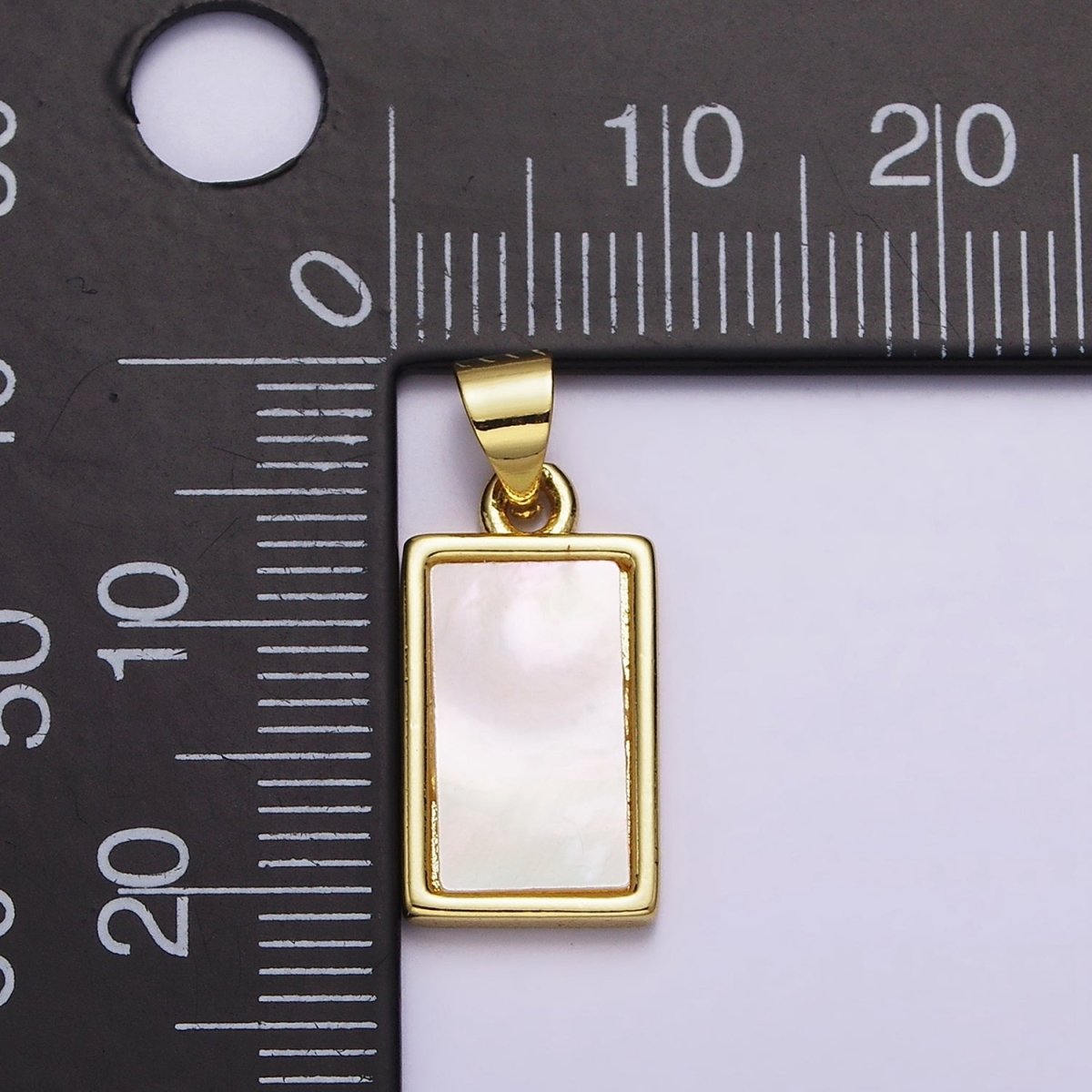18K Gold Filled 21.5mm White Shell Pearl Rectangular Tag Pendant | AA551 - DLUXCA