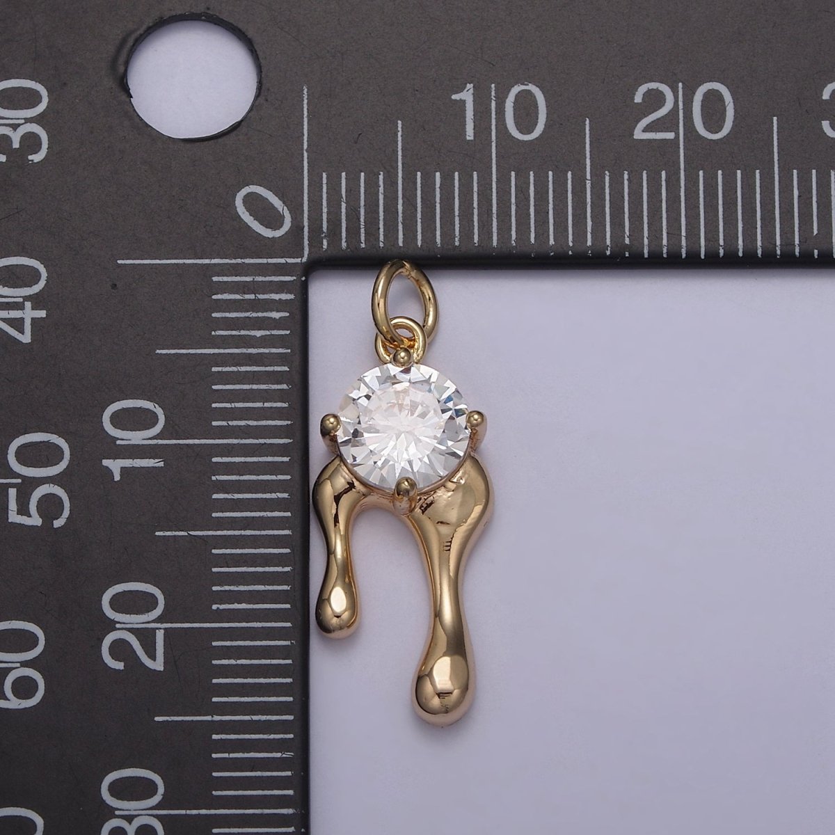 18k Gold Filled Clear Round Cut Solitaire CZ Ladies Pendant Charm N-828 - DLUXCA