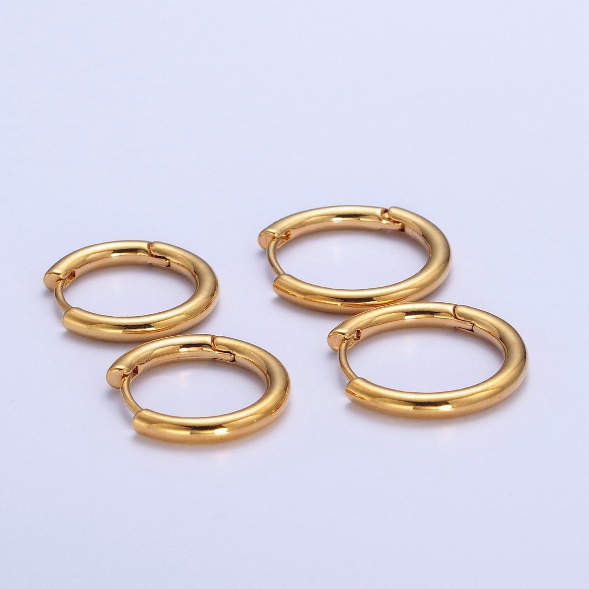 18mm / 20mm Minimalist Gold Huggie Hoop Earrings Q-451 Q-453 - DLUXCA