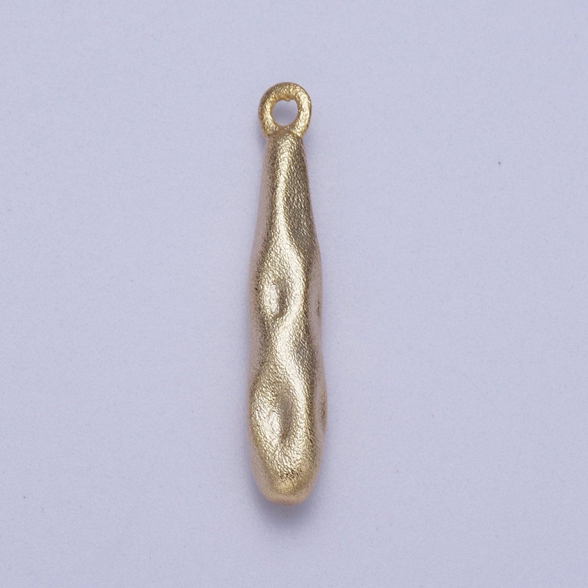 20 Pieces Gold Hammered Long Club Charm | D-574 - DLUXCA