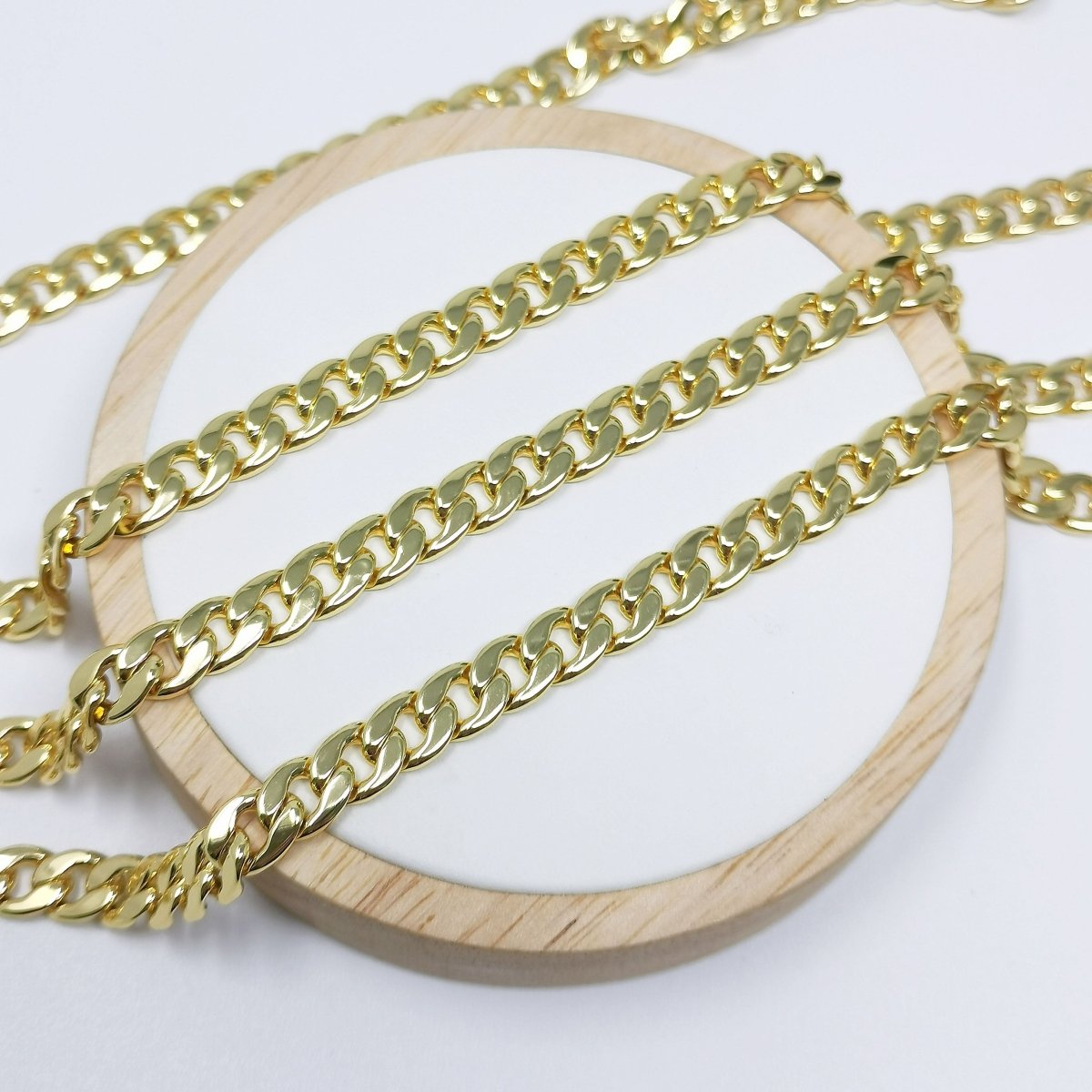 24K Gold 9.7mmx7mm Cuban Curb Chain by Yard, Cuban Curb Chain, Wholesale bulk Roll Chain for DIY Craft, Thickness 2.1mm | ROLL-389 Clearance Pricing - DLUXCA