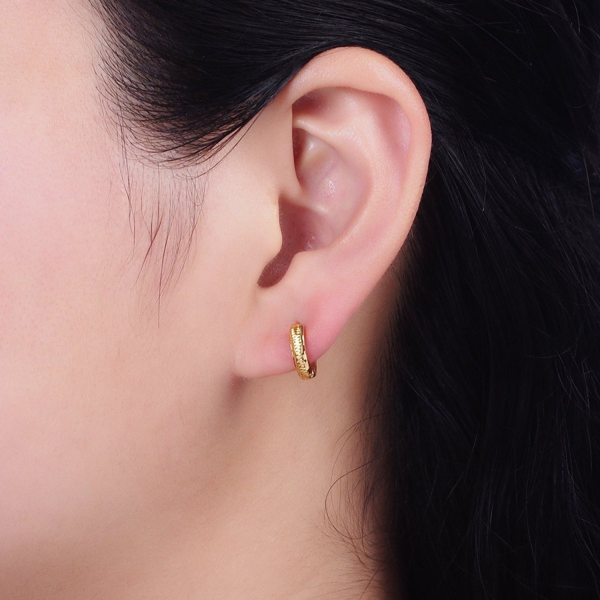24K Gold Filled 11mm, 13mm, 14mm Edged Line Dented Huggie Hoop Earrings | AD1377 - AD1379 - DLUXCA