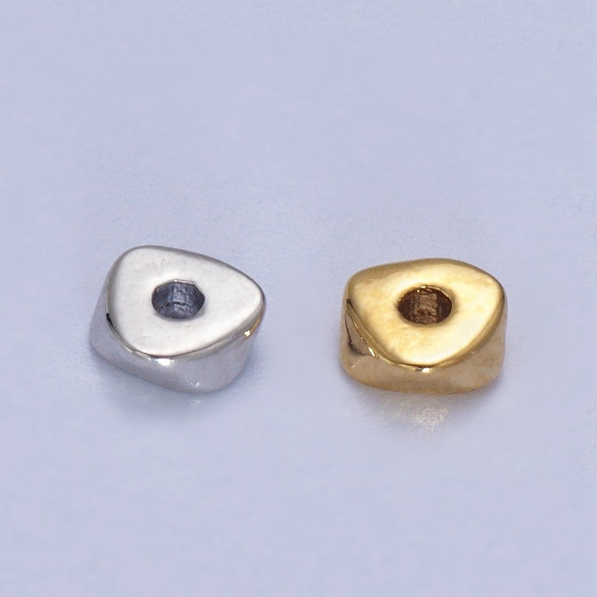 24K Gold Filled 20 Pieces 4mm Geometric Triangle Bead Supply in Gold & Silver | K-311 K-315 - DLUXCA