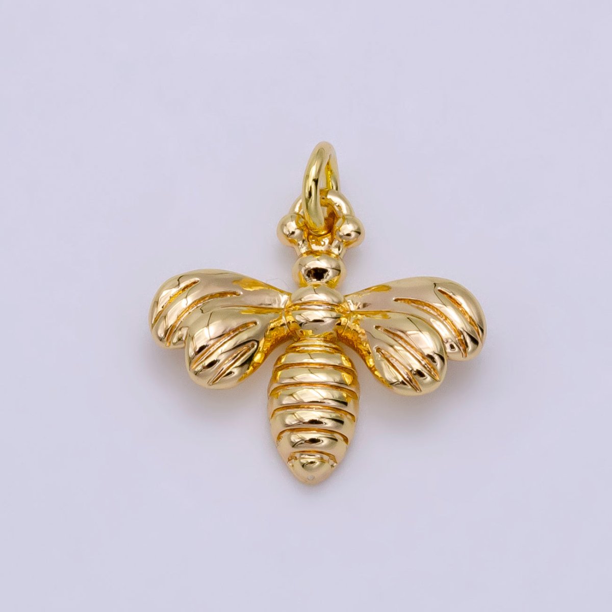 24k Gold Filled Bee Pendant Charm, Insect Bug Pendant Charm, Gold Filled Animal Pendant, For DIY Jewelry C-819 - DLUXCA
