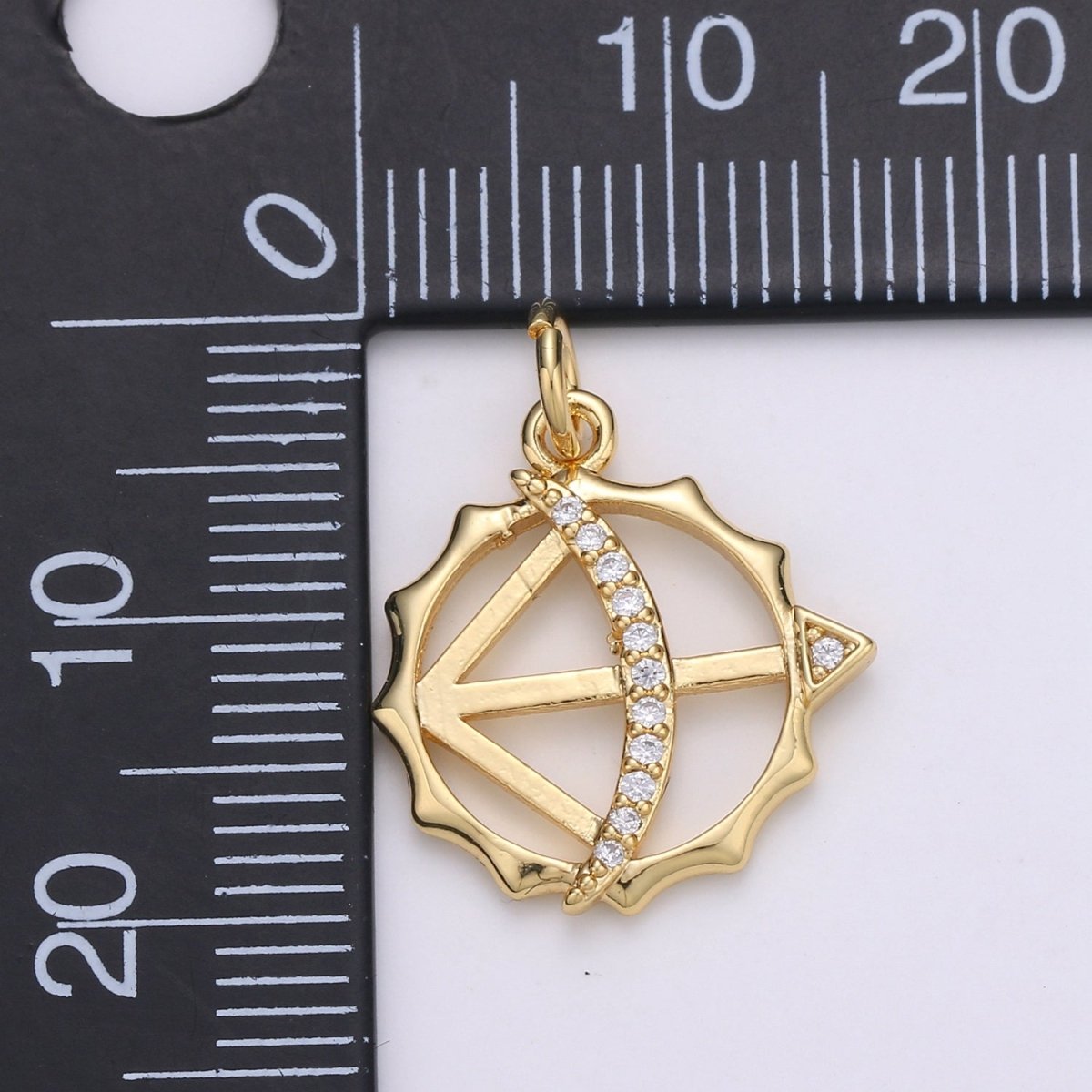 24K Gold Filled Bow and Arrow Charm D-904 - DLUXCA