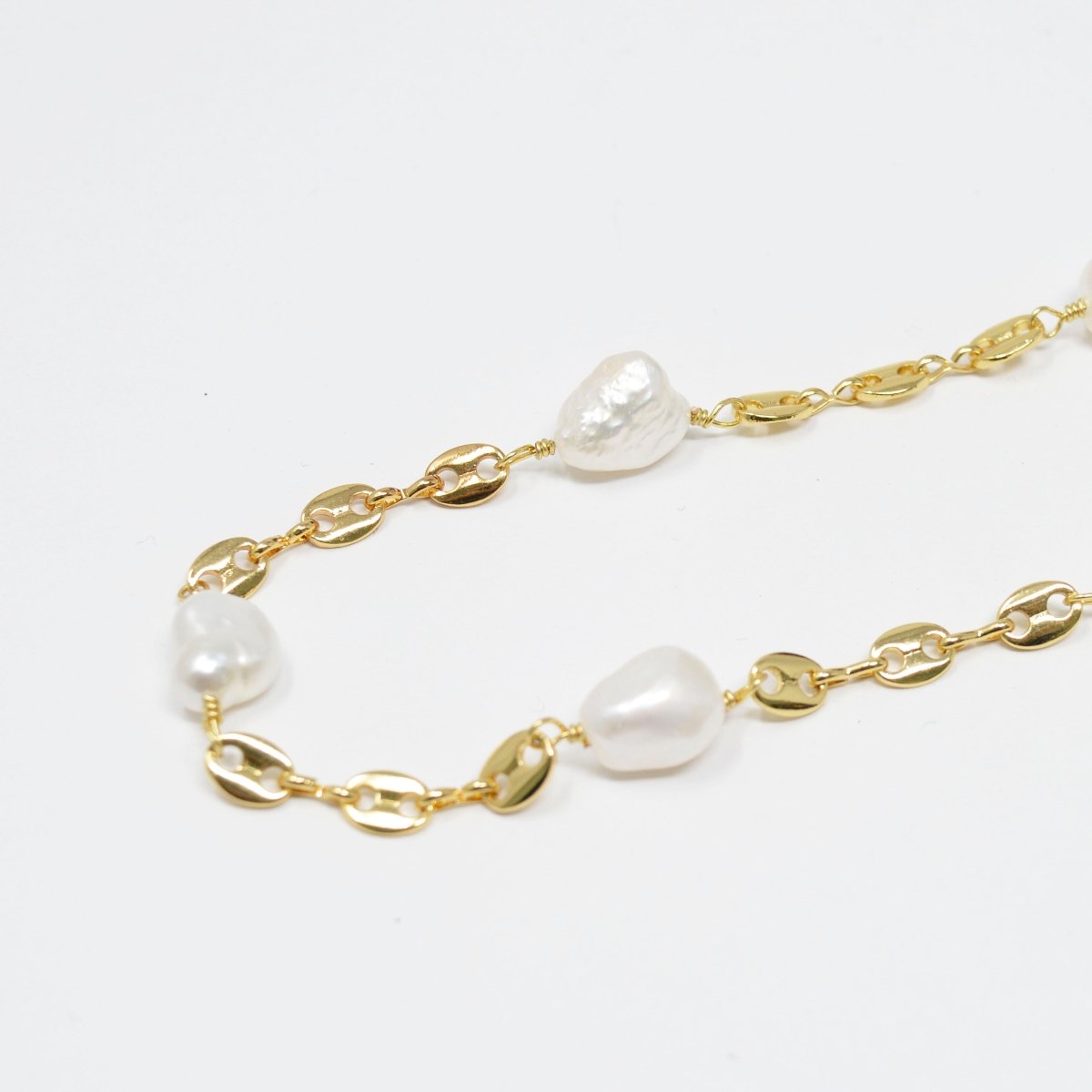 24K Gold Filled Charm Chain by Yard, Baroque Mother Pearl Paper Clip Link Chain by Yard, White Pearl Chain, Unfinished Mariner Chain | ROLL-423 Clearance Pricing - DLUXCA