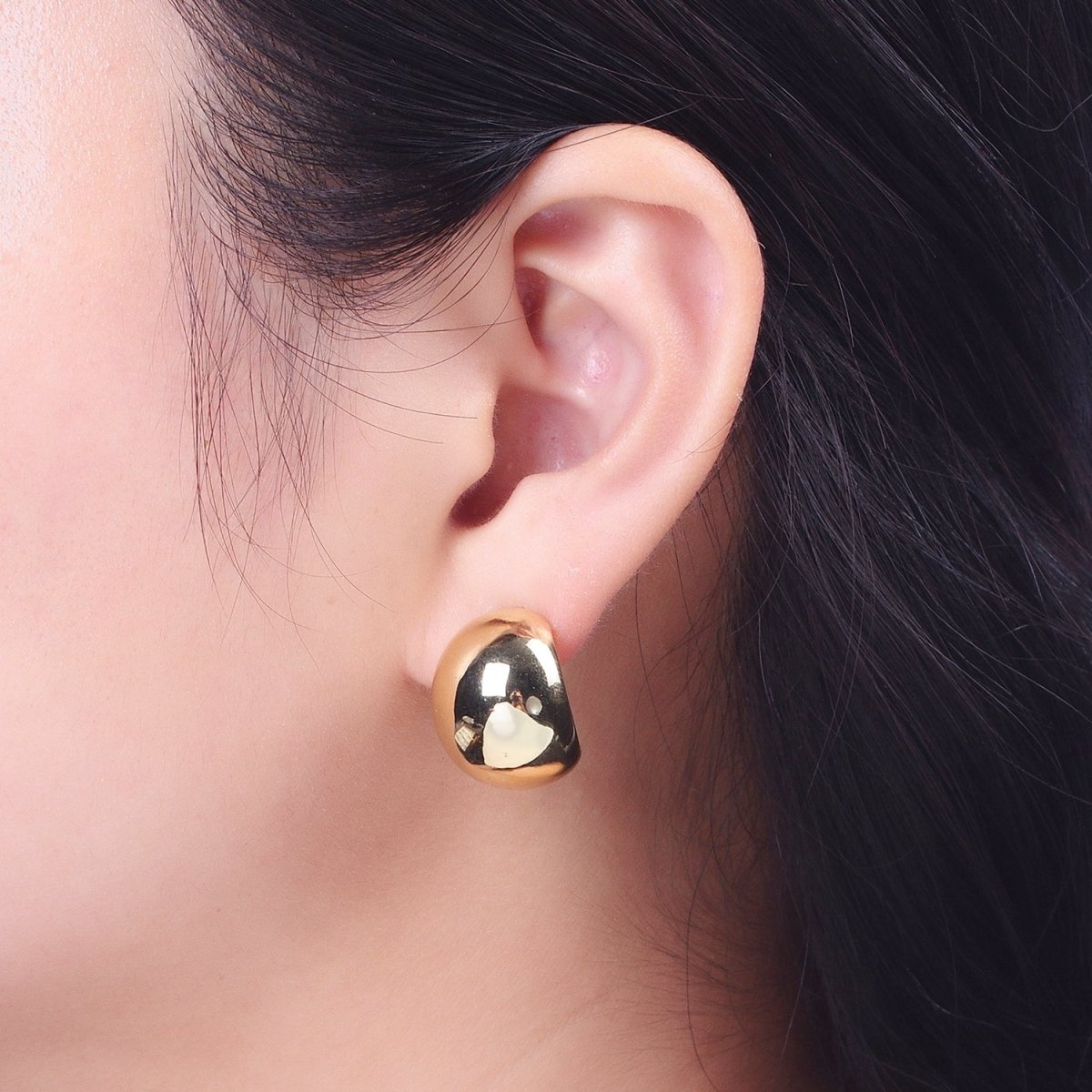 24K Gold Filled Chunky Wide Minimalist Dome Stud Gold Earrings | AE535 - DLUXCA