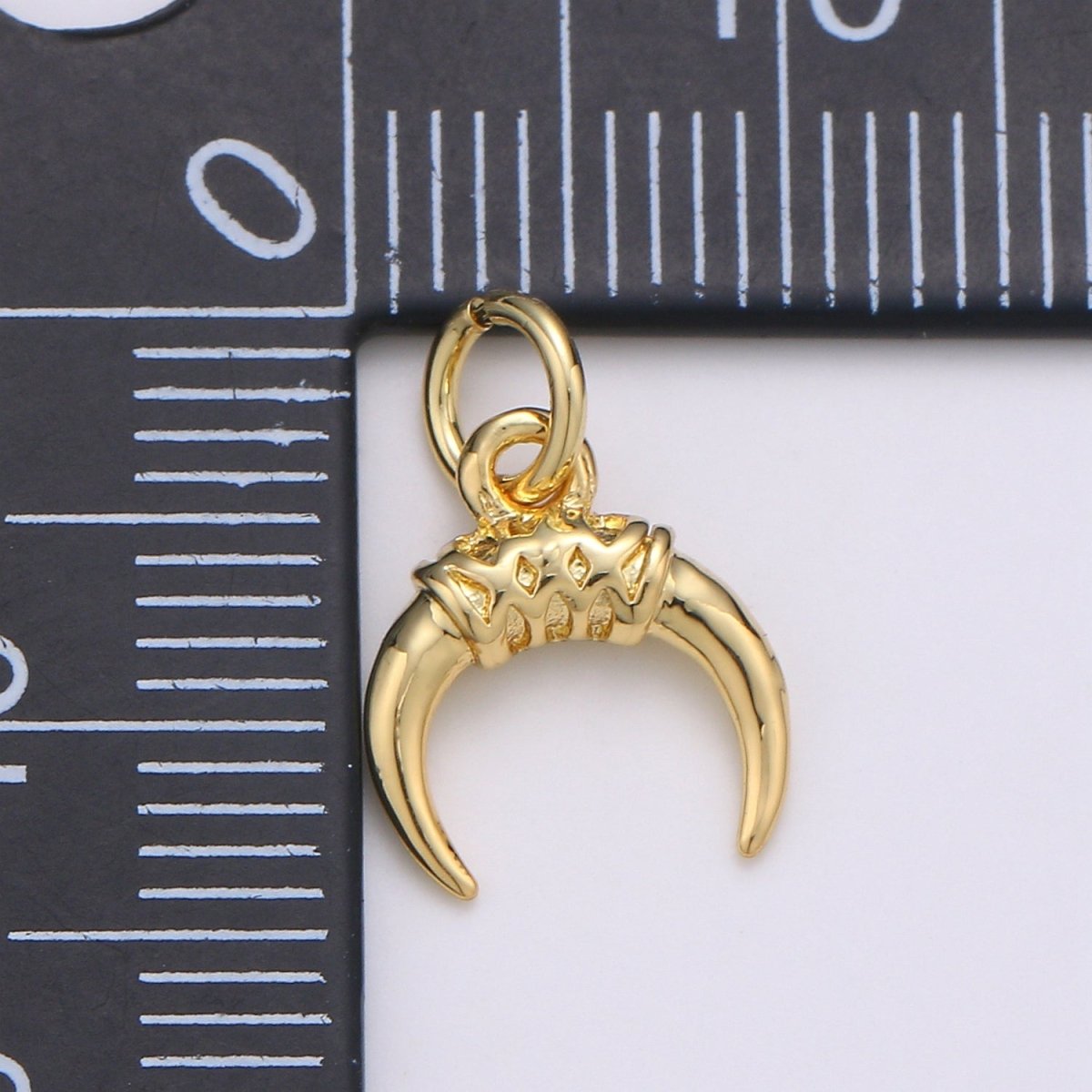 24K Gold Filled Cow Horn Charm E-069 - DLUXCA