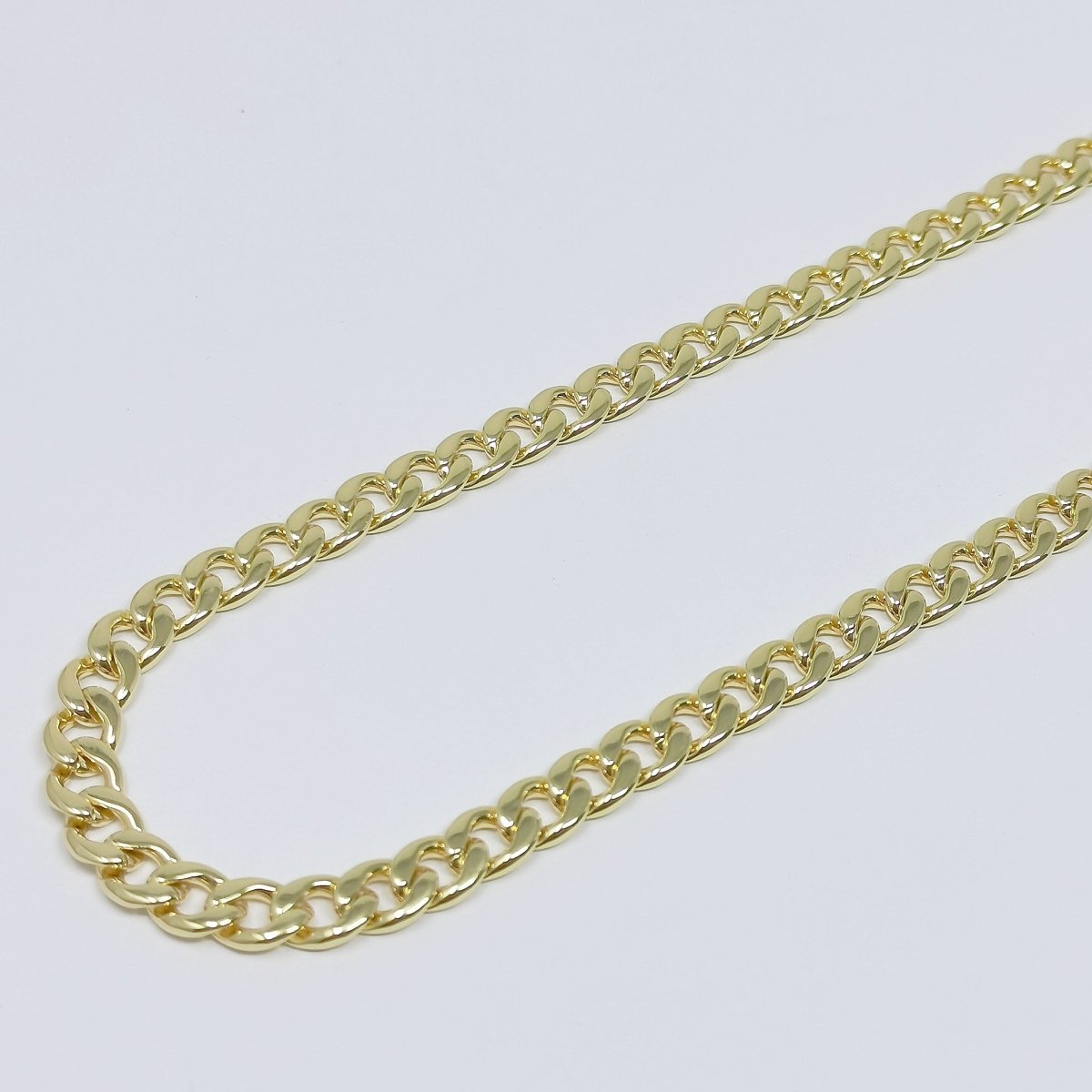 24K Gold Filled Cuban CURB Link Chain By Yard, Miami Roll Chain For Jewelry Making, Width 6.7mm | ROLL-361 Clearance Pricing - DLUXCA
