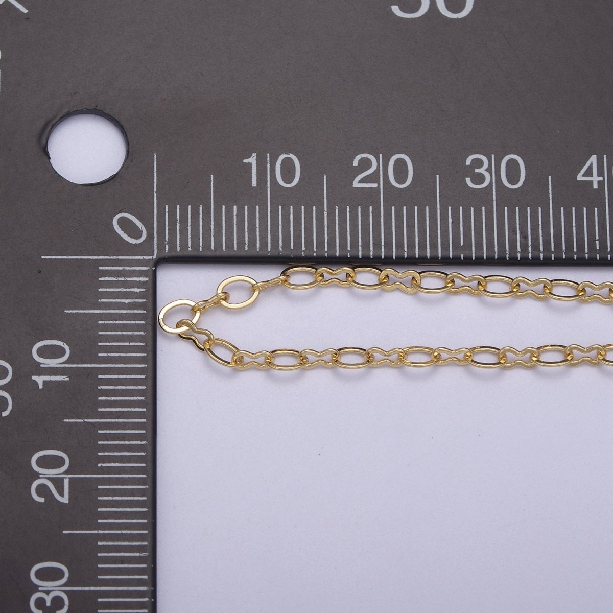 24K Gold Filled Dainty Figure 8 Unfinished Chain, 2.8mm Oval Cable Chain, Silver Figure Eight Bulk Roll Chain For Jewelry Making | ROLL-615, ROLL-616 Clearance Pricing - DLUXCA