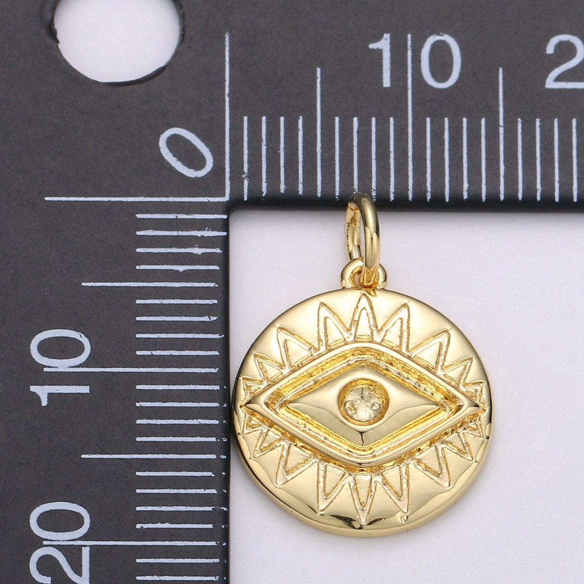 24K Gold Filled Evil Eye Round Circle Charm Medallion Coin Round , Eye of Ra Charm for Necklace D-686 - DLUXCA