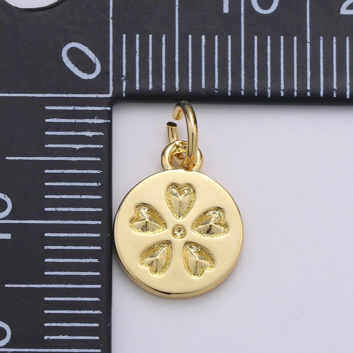 24K Gold Filled Five Leaf Clover Coin Charm D-918 - DLUXCA