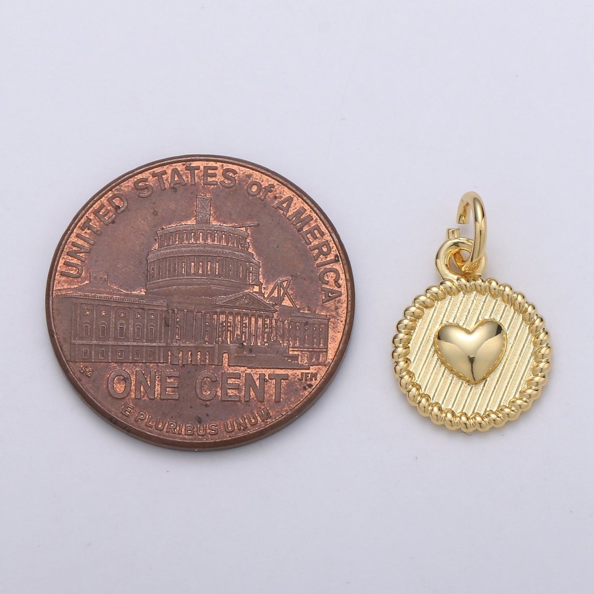 24K Gold Filled Heart Coin Charm D-909 - DLUXCA