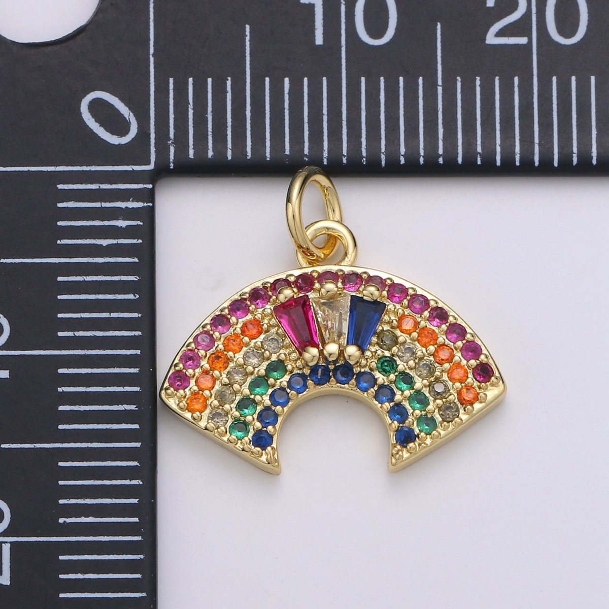 24K Gold Filled Rainbow Charm D-933 - DLUXCA