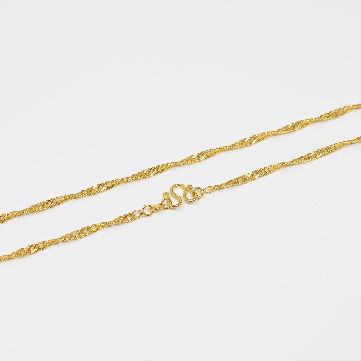 24K Gold Filled Singapore Chain Necklace, 2.5mm 20 inches Long Yellow Gold Singapore Necklace w/ W Clasps | CN-988 Clearance Pricing - DLUXCA