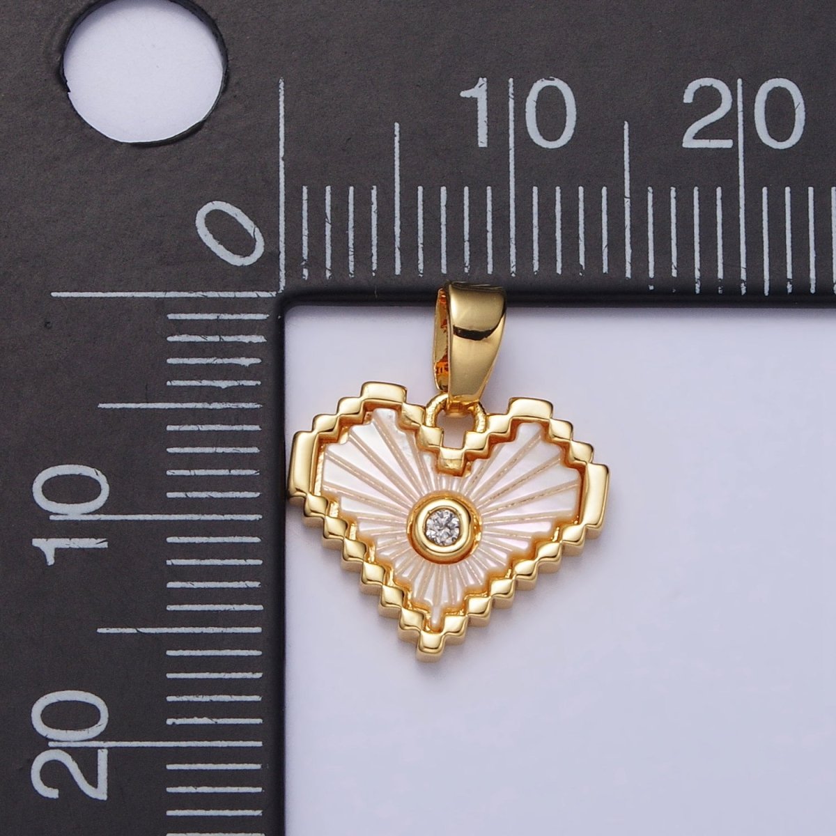 24K Gold Filled Stripped Shell Pearl CZ Heart Pendant | AA108 - DLUXCA