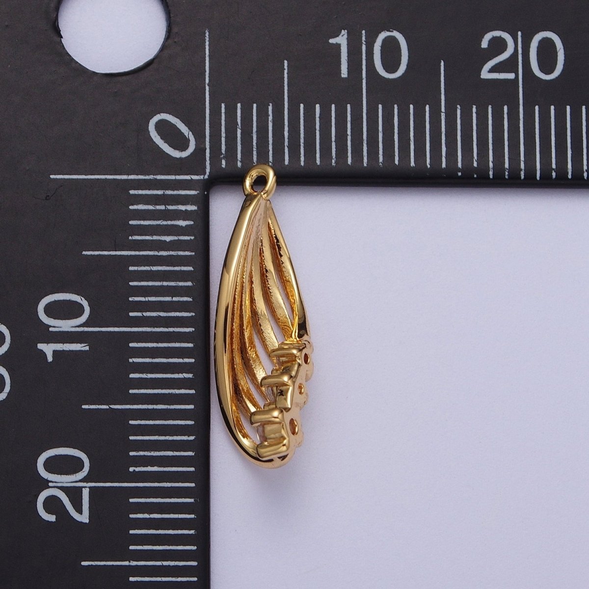 24K Gold Filled Twirled Palm Leaf Cubic Zirconia Charm E-420 - DLUXCA