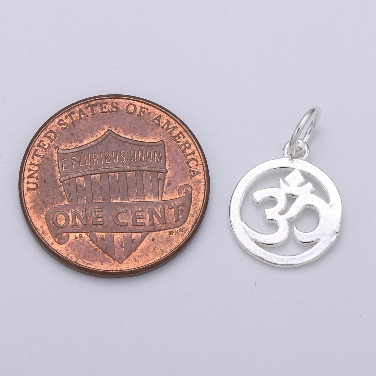 925 Sterling Silver Ohm Charm, Religion Charm Silver Buddism Charm for Necklace Bracelet Earring, Indian Charm SL-125 - DLUXCA