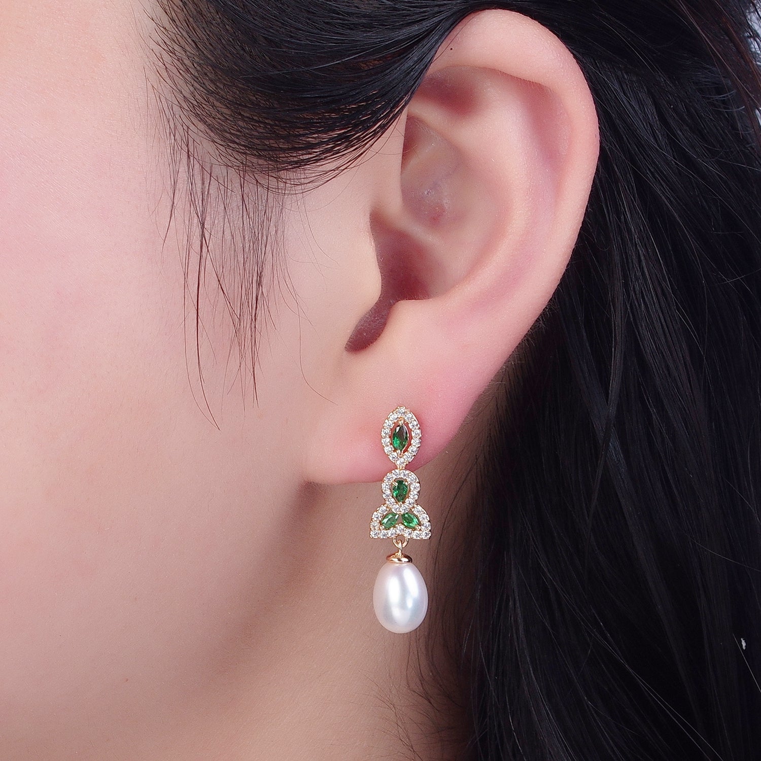 Dangle White Pearl Stud Earring with Gold Green Pave Flower for Wedding Jewelry T-532 - DLUXCA