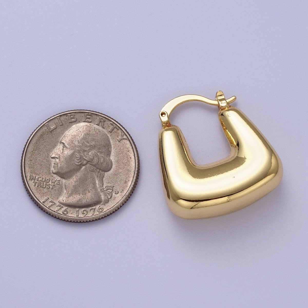 Chubby Boxy U-Shaped Latch Earrings in Gold & Silver | AB041 AB042 - DLUXCA