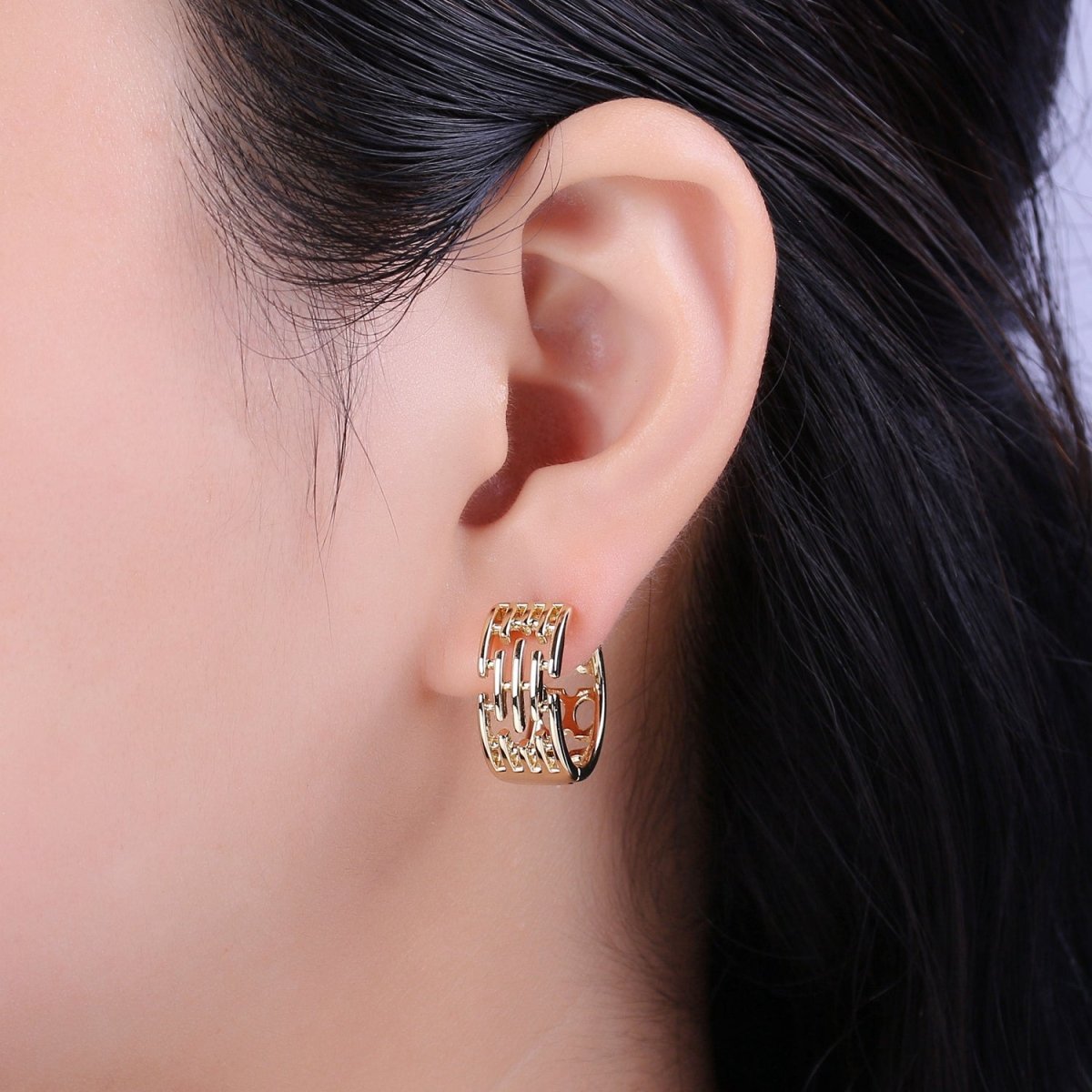 Chunky Hoop Earrings Hypoallergenic 14K Gold Filled Bold Hoop Earrings for Women T-207 - DLUXCA